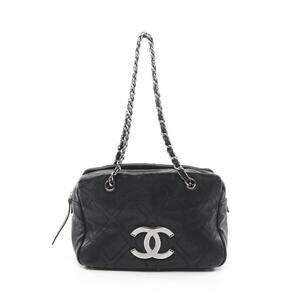 Chanel diamond stitched tote bag black leather